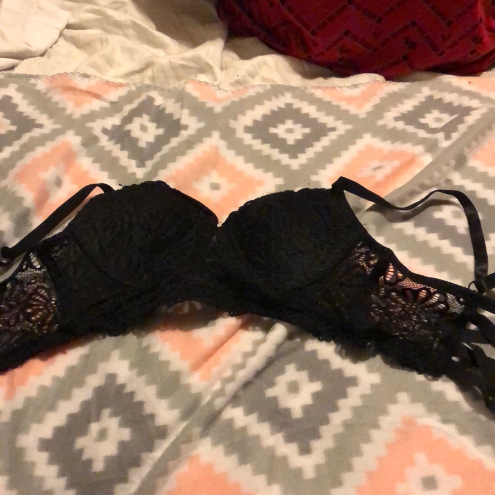 Black lace bra